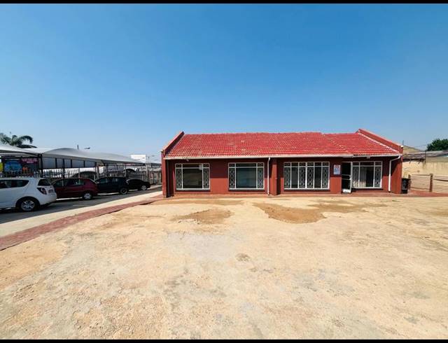BUSINESS FOR SALE IN ALBERTON NORTH